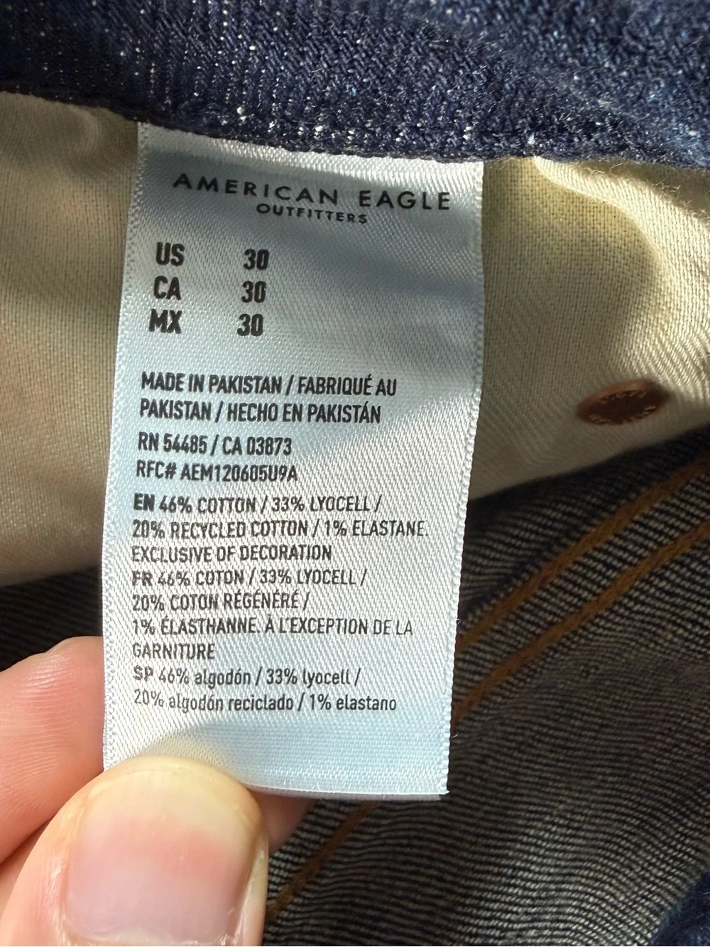 American Eagle Airflex+ Tencel Fibers Jean Short Mens 30 ATK Distressed 8” NWT